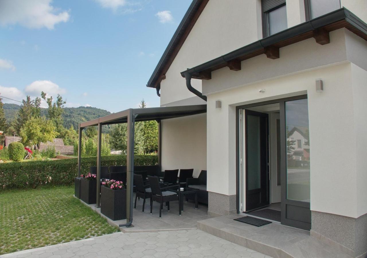 Apartmaji Anita Begunje pri Cerknici Exterior foto